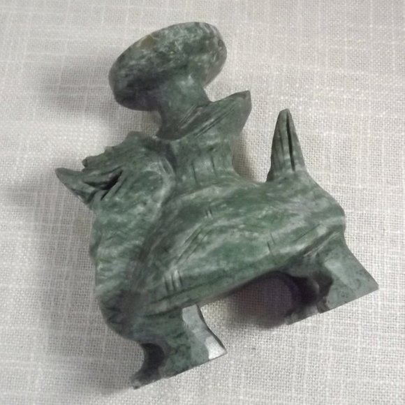 Vintage Chinese Carved Soapstone Dragonlike Figure - Picture 9 of 10